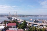 Presiden Joko Widodo resmikan ikon baru Jembatan Teluk Kendari