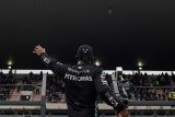 Lewis Hamilton lampaui rekor Schumacher dengan kemenangan ke-92 di Formula 1