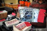 Rilis JUang Palsu di Bandung