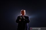 Twitter dan Facebook labeli unggahan Trump bermasalah