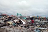 Tim gabungan Pemkab Mimika melakukan penataan Pasar Timika Jaya