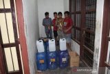 Polres Yalimo tahan empat penyelundup minuman beralkohol antarkabupaten