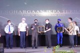 Kajati Sulut terima penghargaan terbaik II Pagu DIPA sedang