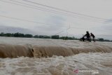 Banjir Rendam Jalur Penghubung Purbalingga - Banyumas