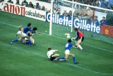 Paolo Rossi, pahlawan Italia di Piala Dunia 1982, meninggal dunia