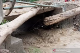Banjir Kolaka Utara hanyutkan tiga rumah dan 1.040 unit terendam