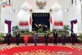 Menakar soliditas kabinet Jokowi dalam tahun bersejarah 2021