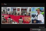 Kemarin, Presiden Jokowi jalani vaksinasi hingga uji kelayakan calon Kapolri