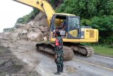 Jalur masuk ke Kota Mamuju Sulbar kembali normal