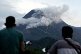 Gunung Merapi kembali luncurkan awan panas guguran sejauh 1,8 kilometer