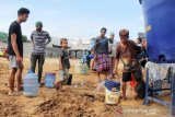Gubernur Sulbar imbau warganya kembali ke rumah