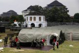 Pembangunan rumah sakit lapangan