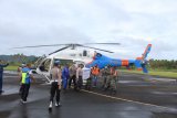 Helikopter Polri bawa vaksin COVID-19 di perbatasan