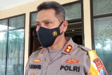 Polisi temukan ada luka di leher anak dalam kasus sekeluarga tewas