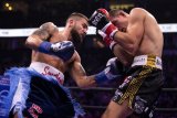 Caleb Plant kalahkan Truax untuk pertahankan gelar kelas menengah super IBF