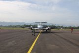 Pesawat mendarat perdana di Bandara JB Soedirman