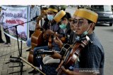 Aksi seniman peduli korban gempa di Sulbar