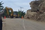 60 titik longsor akibat gempa di Mamuju Sulbar telah dibuka