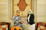 Wali Kota Makassar bahas COVID-19 saat kedatangan Konjen Australia