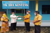 Ketua MKGR Kulon Progo serahkan bantuan pembangunan TK ABA Kenteng