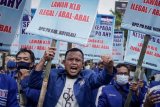 Aksi tolak KLB Partai Demokrat