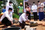 Pembangunan pondok pesantren