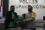 Polres Kupang Kota gandeng Grab bantu pengantaran SKCK dan SIM