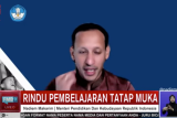 Prioritas Kemdikbud mengembalikan anak kembali belajar tatap muka. kata Nadiem