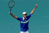 Hurkacz hentikan Tsitsipas di perempat final Miami Open