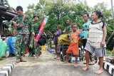 Warga Kawagit ucapkan terima kasih TNI bangun rumah warga