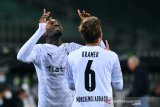 Borussia Moenchengladbach menundukkan Freiburg 2-1