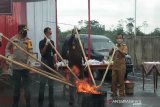 Kejari Batang memusnahkan 780.000 rokok ilegal dan narkoba