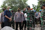 Panglima TNI dan Kapolri tinjau korban bencana alam di NTT
