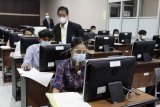 Ujian tulis berbasis komputer UNS