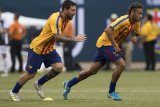 Messi rayu Neymar agar kembali gabung Barcelona