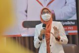 Anggota DPR soroti kebijakan membuka destinasi wisata bagi warga lokal