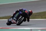 Pebalap Monster Yamaha Fabio Quartararo merayakan kemenangannya di MotoGP Portugal, Algarve International Circuit, Portimao, Portugal, Minggu (18/4/2021). ANTARA FOTO/REUTERS/Pedro Nunes/rwa