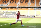 Burnley mencukur Wolverhampton 4-0