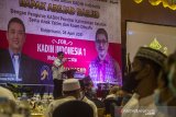 Calon Ketua Umum Kamar Dagang dan Industri (KADIN) Indonesia Arsjad Rasjid memberikan sambutan saat Dialog dan Buka Puasa Bersama Caketum KADIN RI di Hotel golden Tulip, Banjarmasin, Kalimantan Selatan, Rabu (28/04/2021). KADIN se Kalimantan menyatakan dukungan terhadap Wakil Ketua Umum KADIN RI Arsjad Rasjid pada bursa pemilihan Ketua Umum KADIN RI periode 2021-2026. Foto Antaranews Kalsel/Bayu Pratama S.