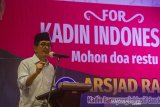 Calon Ketua Umum Kamar Dagang dan Industri (KADIN) Indonesia Arsjad Rasjid memberikan sambutan saat Dialog dan Buka Puasa Bersama Caketum KADIN RI di Hotel golden Tulip, Banjarmasin, Kalimantan Selatan, Rabu (28/04/2021). KADIN se Kalimantan menyatakan dukungan terhadap Wakil Ketua Umum KADIN RI Arsjad Rasjid pada bursa pemilihan Ketua Umum KADIN RI periode 2021-2026. Foto Antaranews Kalsel/Bayu Pratama S.