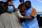 Polda NTT luncurkan kapal vaksinasi terapung bagi masyarakat kawasan pesisir
