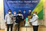 BPJAMSOSTEK Cilacap bagikan 500 bingkisan ke serikat buruh