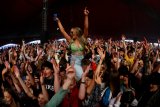 Inggris gelar eksperimen penyebaran COVID-19 lewat festival musik