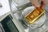 Emas melonjak 0,86 persen