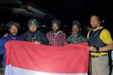 Empat personel TNI luka saat dihadang KKB di Pegunungan Bintang