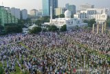 SHALAT IDUL FITRI DI MASJID AL AZHAR