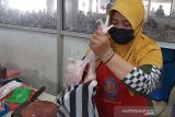 Harga sejumlah kebutuhan pokok di Purwokerto berangsur turun setelah Lebaran
