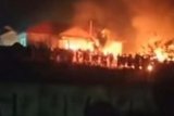 Polsek Candi Puro Lampung Selatan dibakar massa