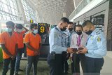 Rudenim Makassar deportasi tiga WNA Sri Lanka ke negara asal