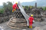 Sandal khusus turis ke Candi Borobudur segera diproduksi